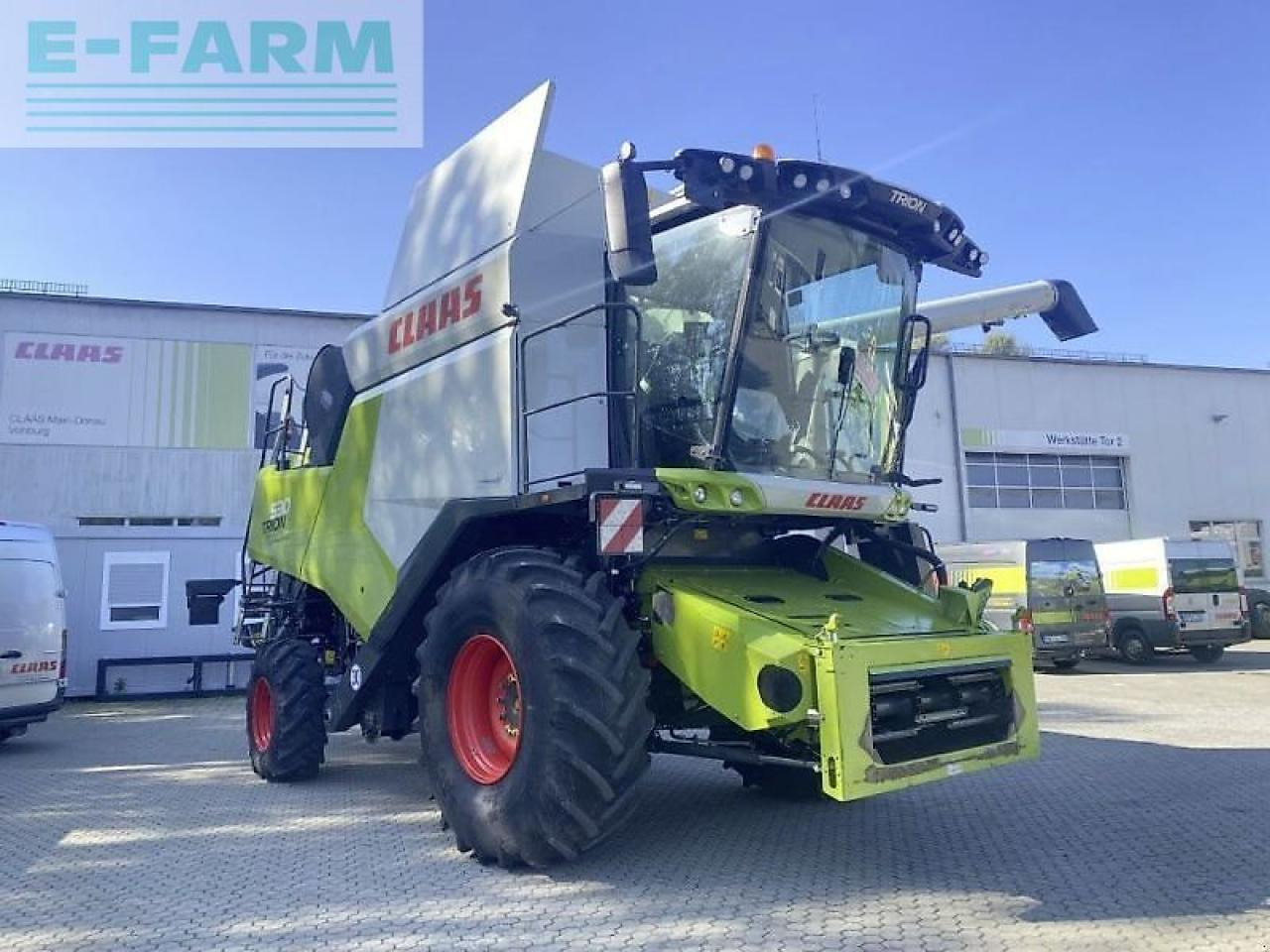 CLAAS trion 530 mit vario 620 - Maaidorser: afbeelding 1 CLAAS trion 530 mit vario 620 - Maaidorser: afbeelding 1