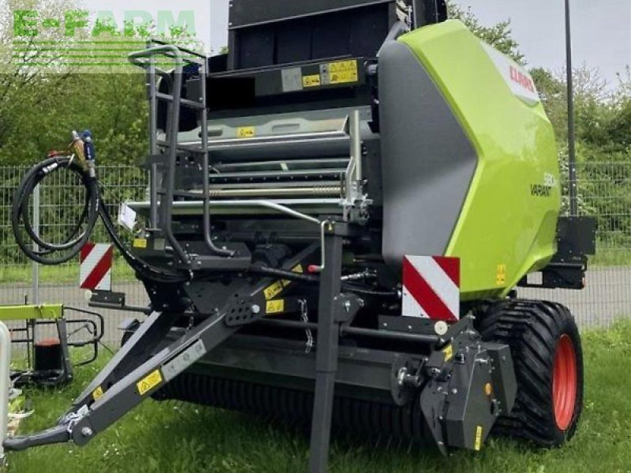 CLAAS variant 580 rc trend - Vierkante balenpers: afbeelding 2 CLAAS variant 580 rc trend - Vierkante balenpers: afbeelding 2