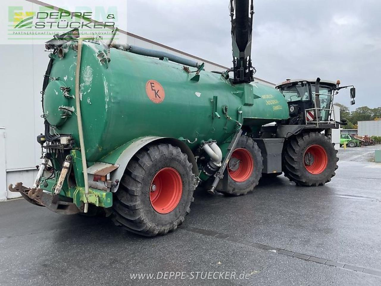 CLAAS xerion 3800 saddle trac SADDLE TRAC - Tractor: afbeelding 3 CLAAS xerion 3800 saddle trac SADDLE TRAC - Tractor: afbeelding 3