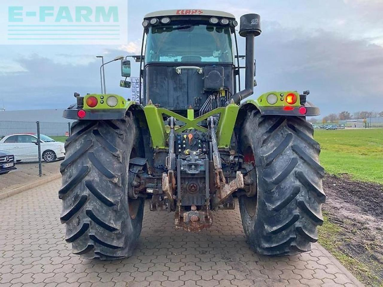 CLAAS xerion 3800 trac TRAC - Tractor: afbeelding 5 CLAAS xerion 3800 trac TRAC - Tractor: afbeelding 5