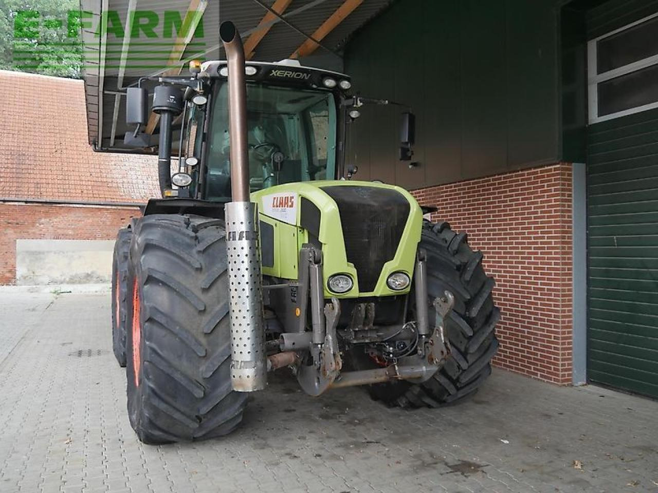 CLAAS xerion 3800 trac TRAC - Tractor: afbeelding 2 CLAAS xerion 3800 trac TRAC - Tractor: afbeelding 2