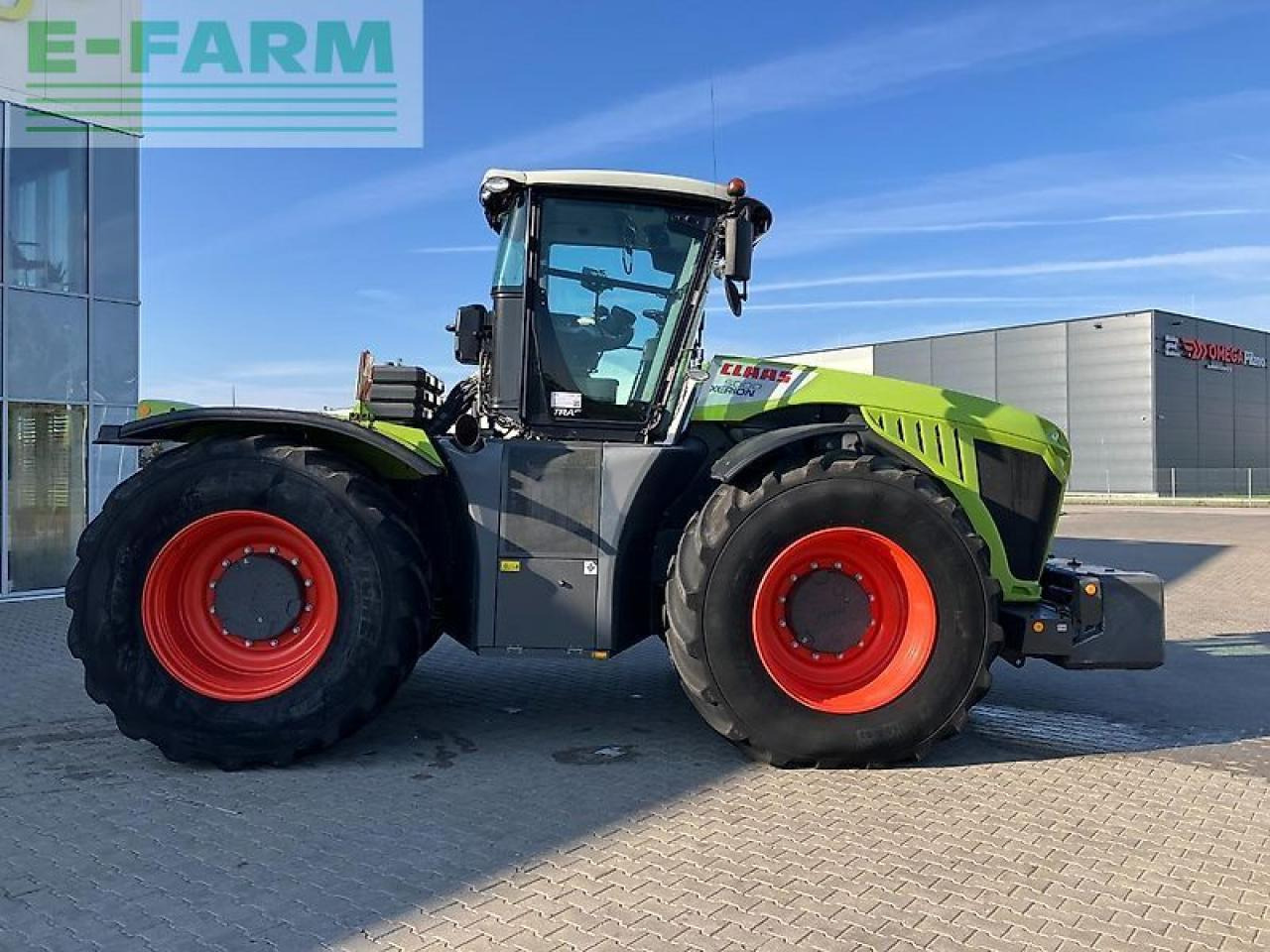 CLAAS xerion 5000 - Tractor: afbeelding 2 CLAAS xerion 5000 - Tractor: afbeelding 2