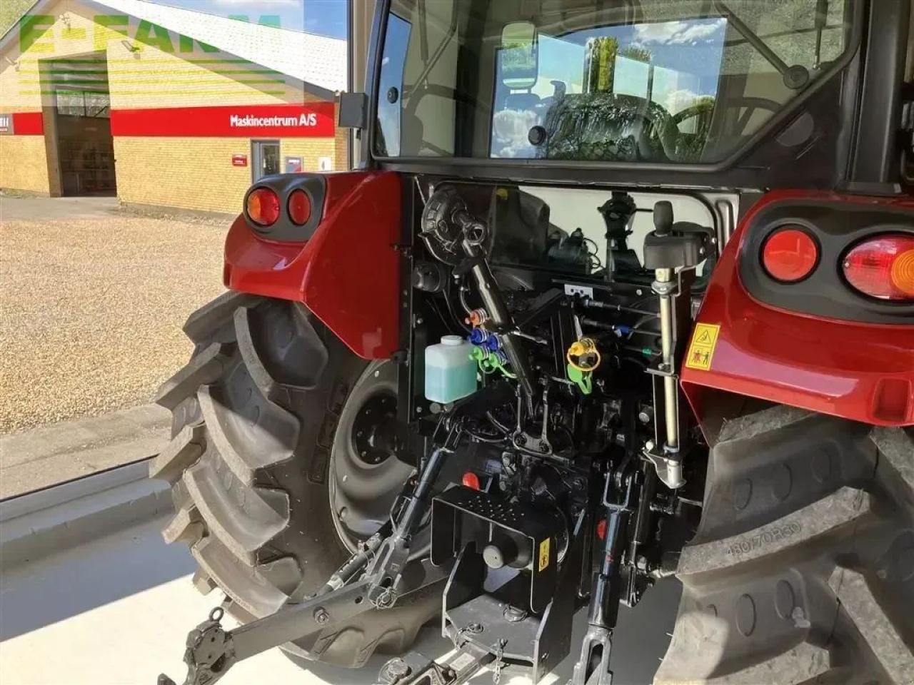 Case-IH farmall 65a - Tractor: afbeelding 4 Case-IH farmall 65a - Tractor: afbeelding 4