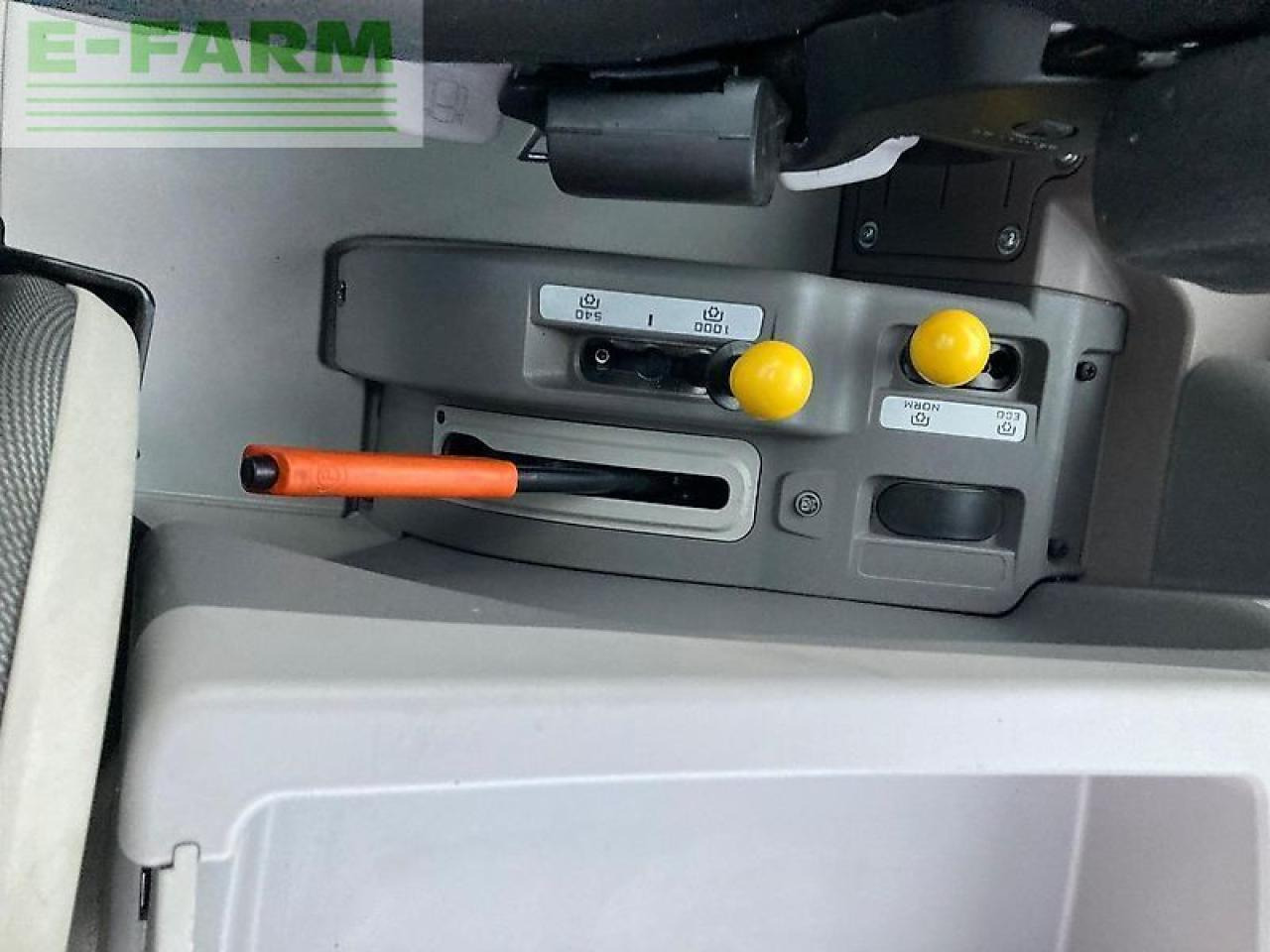 Tractor Deutz-Fahr 6125c powershift PowerShift: afbeelding 7