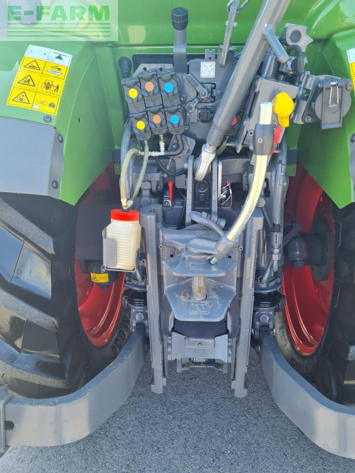 Fendt 211 vario f F - Tractor: afbeelding 4 Fendt 211 vario f F - Tractor: afbeelding 4