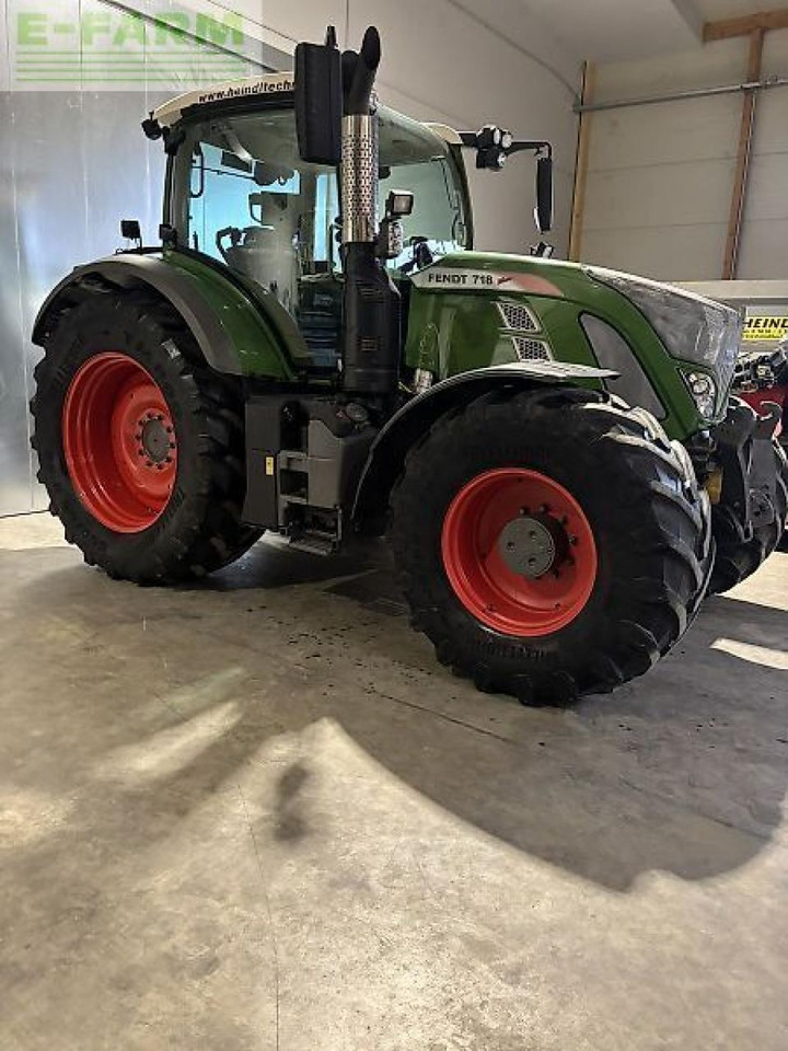 Fendt 718 vario - Tractor: afbeelding 1 Fendt 718 vario - Tractor: afbeelding 1