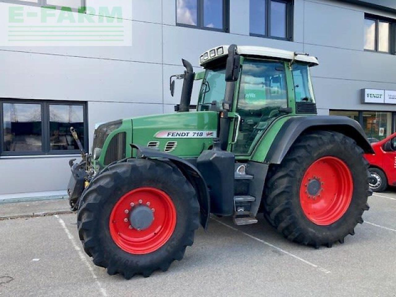 Fendt 718 vario com3 - Tractor: afbeelding 2 Fendt 718 vario com3 - Tractor: afbeelding 2