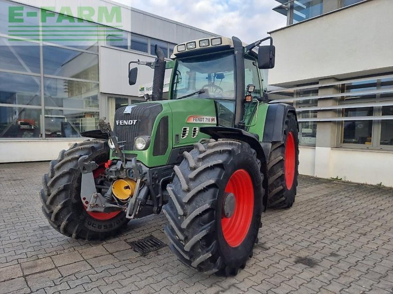 Fendt 718 vario comiii - Tractor: afbeelding 1 Fendt 718 vario comiii - Tractor: afbeelding 1