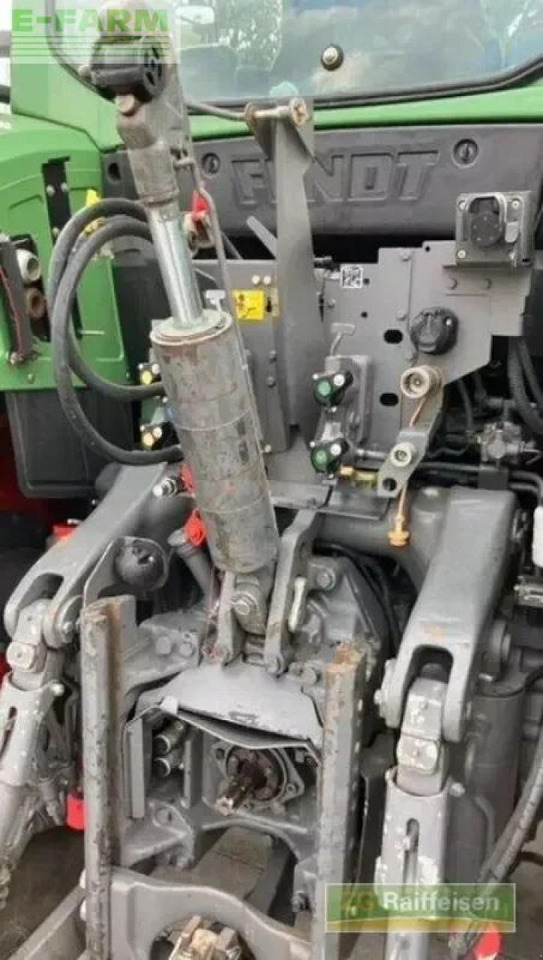 Fendt 724 vario - Tractor: afbeelding 3 Fendt 724 vario - Tractor: afbeelding 3