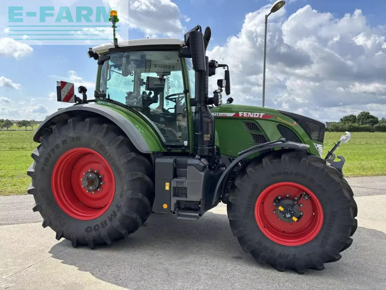 Fendt 724 vario profi+ ProfiPlus - Tractor: afbeelding 5 Fendt 724 vario profi+ ProfiPlus - Tractor: afbeelding 5
