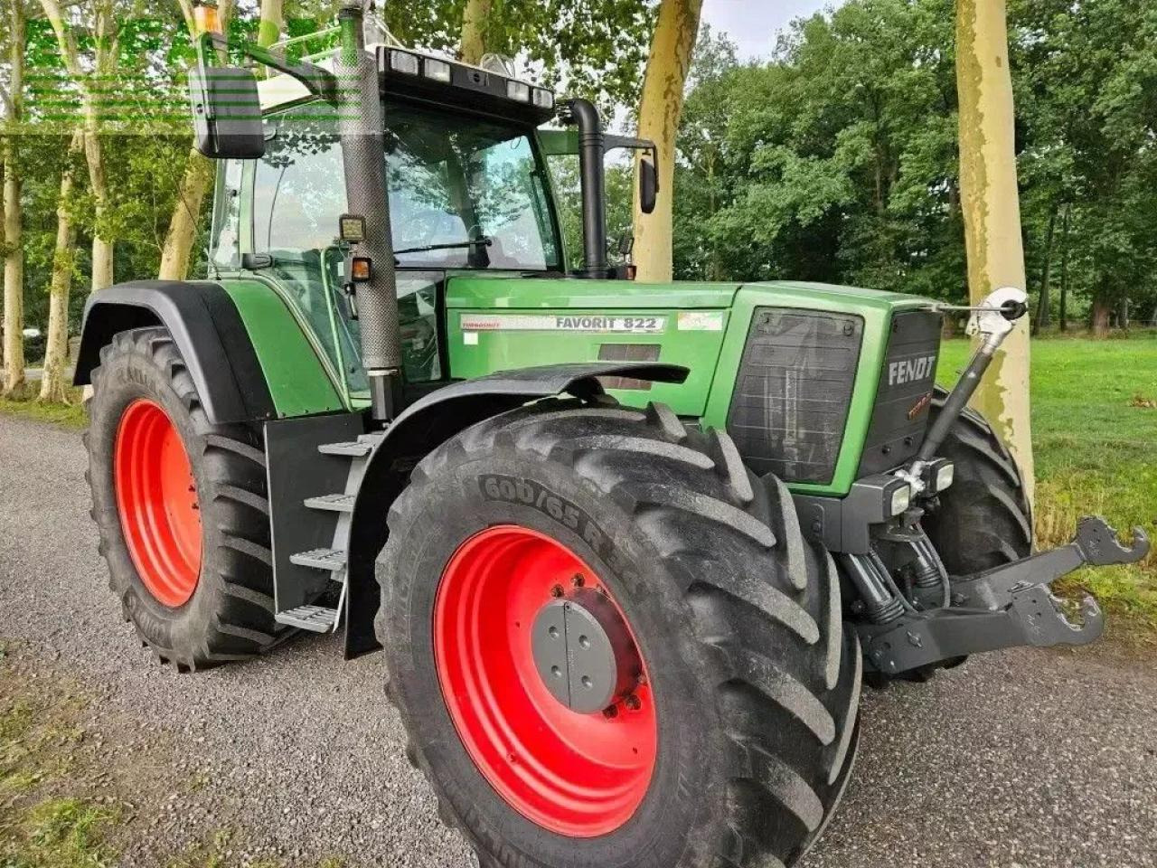 Fendt favorit 822 turboshift ( 816 818 824 ) - Tractor: afbeelding 2 Fendt favorit 822 turboshift ( 816 818 824 ) - Tractor: afbeelding 2