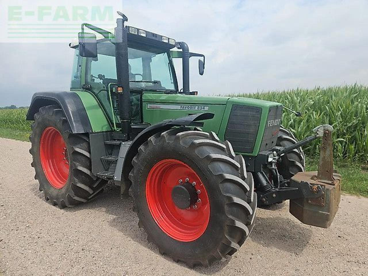 Fendt favorit 824 turboshift ( 816 818 822 ) - Tractor: afbeelding 5 Fendt favorit 824 turboshift ( 816 818 822 ) - Tractor: afbeelding 5