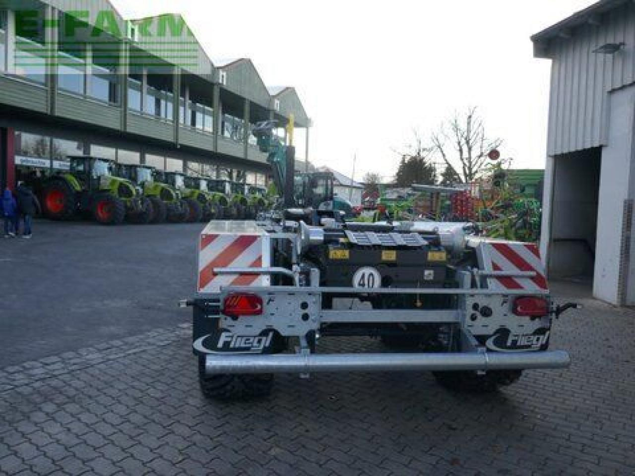 Fliegl hkl 22 - tandem abrollkipper - Haakarm/ Portaalarm aanhanger: afbeelding 4 Fliegl hkl 22 - tandem abrollkipper - Haakarm/ Portaalarm aanhanger: afbeelding 4