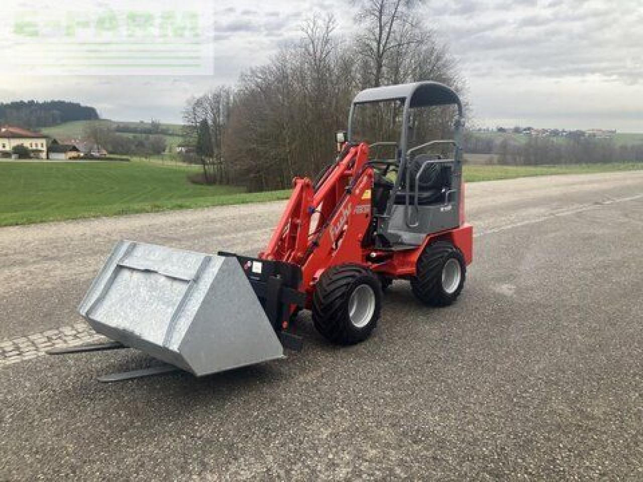 Fuchs Fahrzeugbau f 853 h - Minigraafmachine: afbeelding 1 Fuchs Fahrzeugbau f 853 h - Minigraafmachine: afbeelding 1
