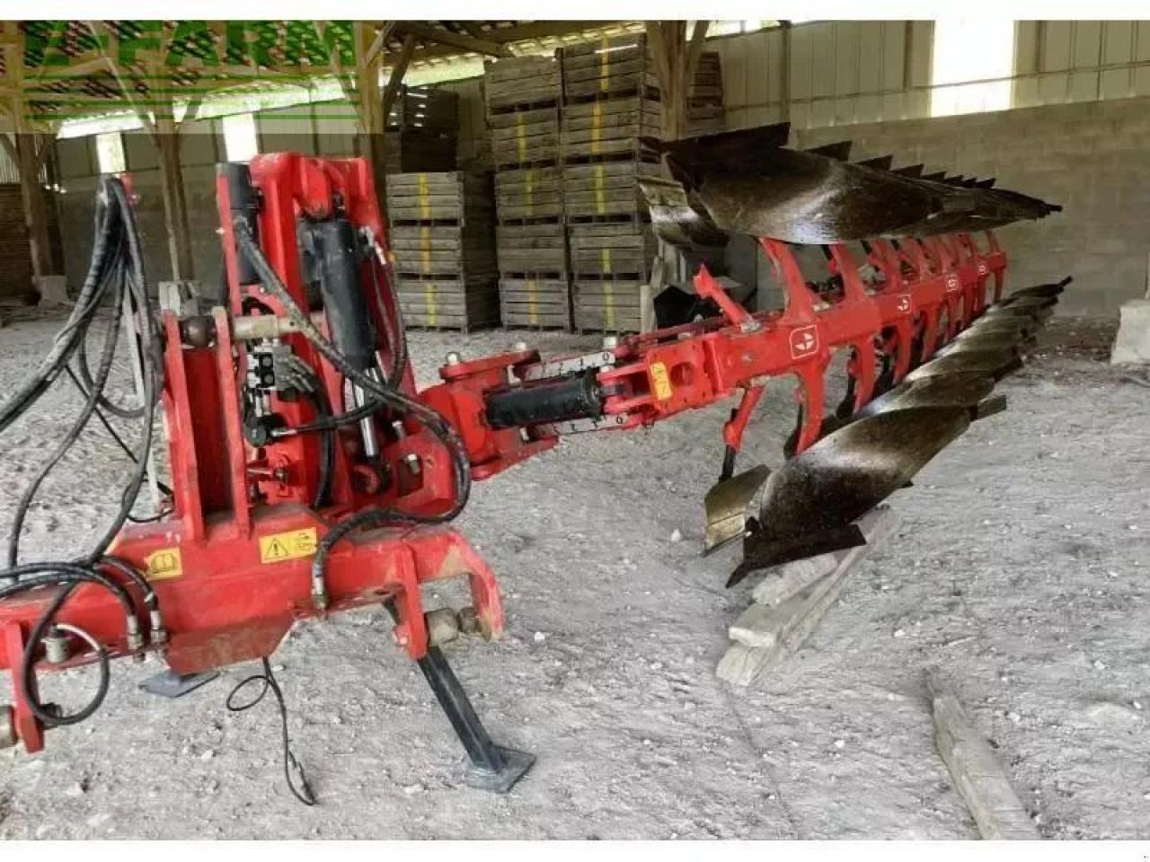 Gregoire Besson voyager s60 - Ploeg: afbeelding 2 Gregoire Besson voyager s60 - Ploeg: afbeelding 2