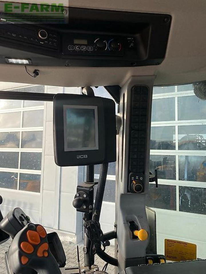 Tractor JCB 4220 fatsrac: afbeelding 16