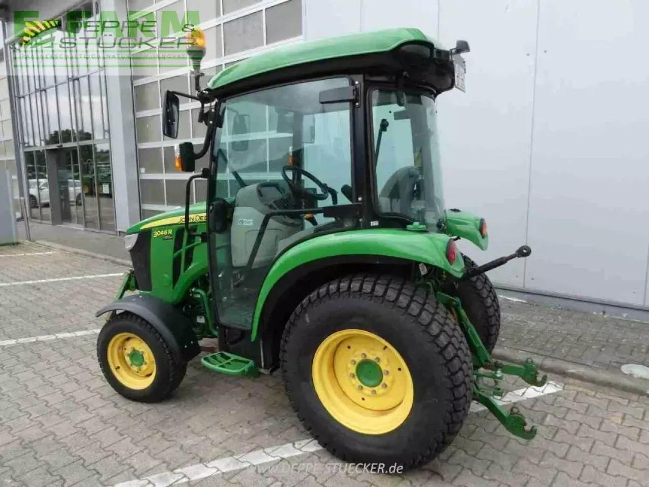 John Deere 3046r - Tractor: afbeelding 2 John Deere 3046r - Tractor: afbeelding 2