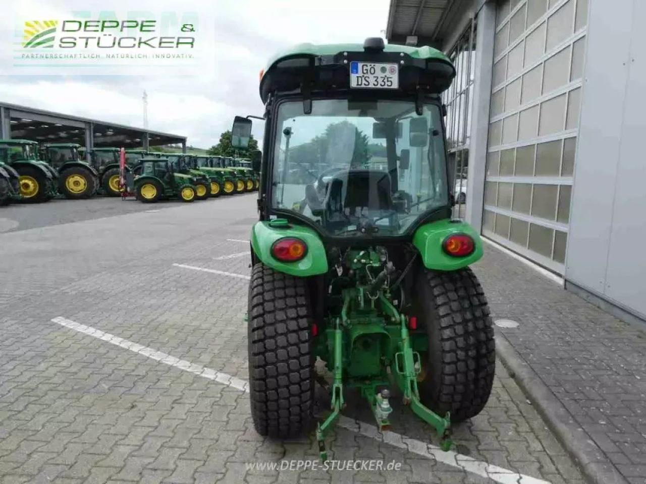 John Deere 3046r - Tractor: afbeelding 3 John Deere 3046r - Tractor: afbeelding 3