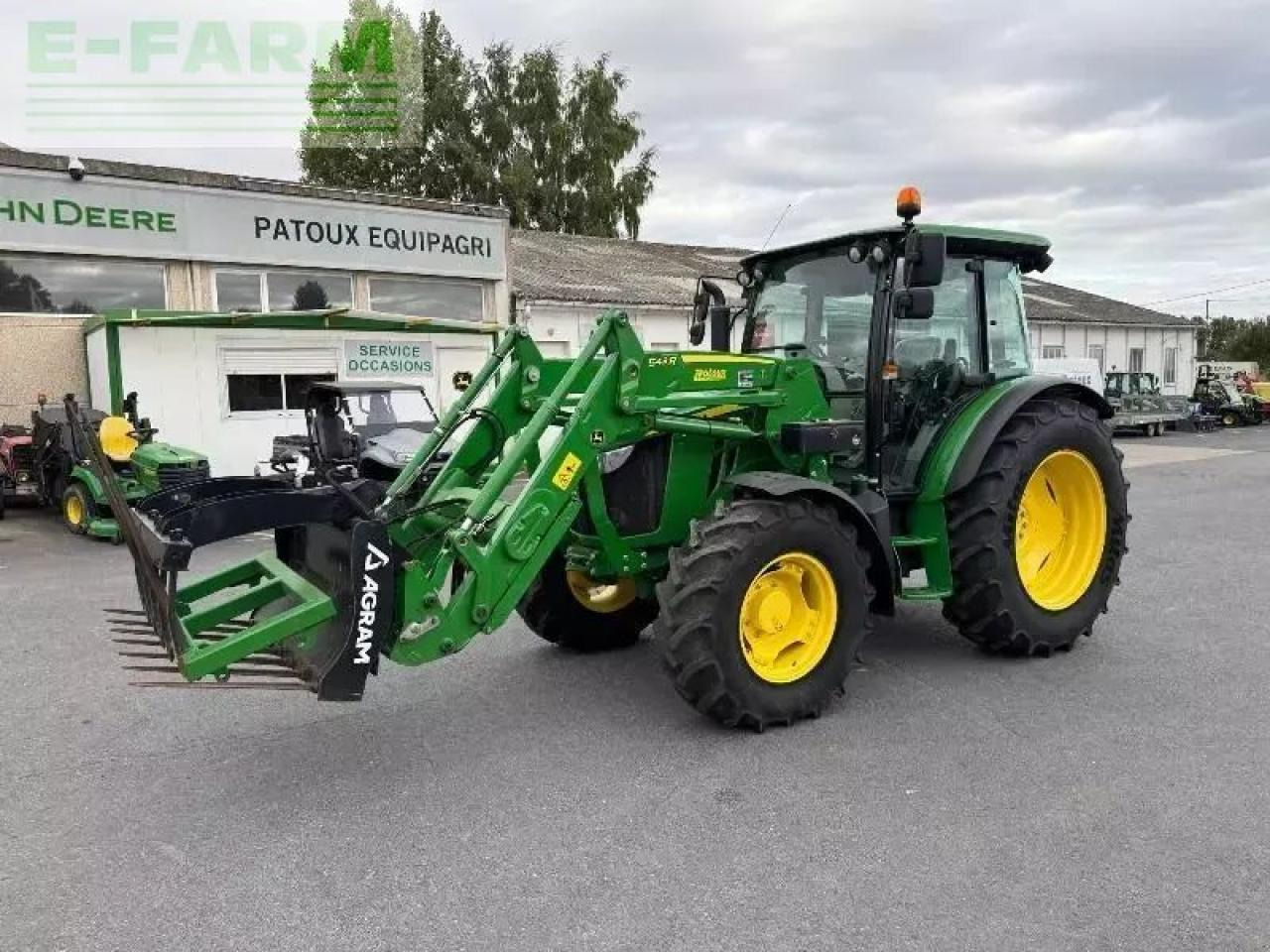John Deere 5090m - Tractor: afbeelding 1 John Deere 5090m - Tractor: afbeelding 1