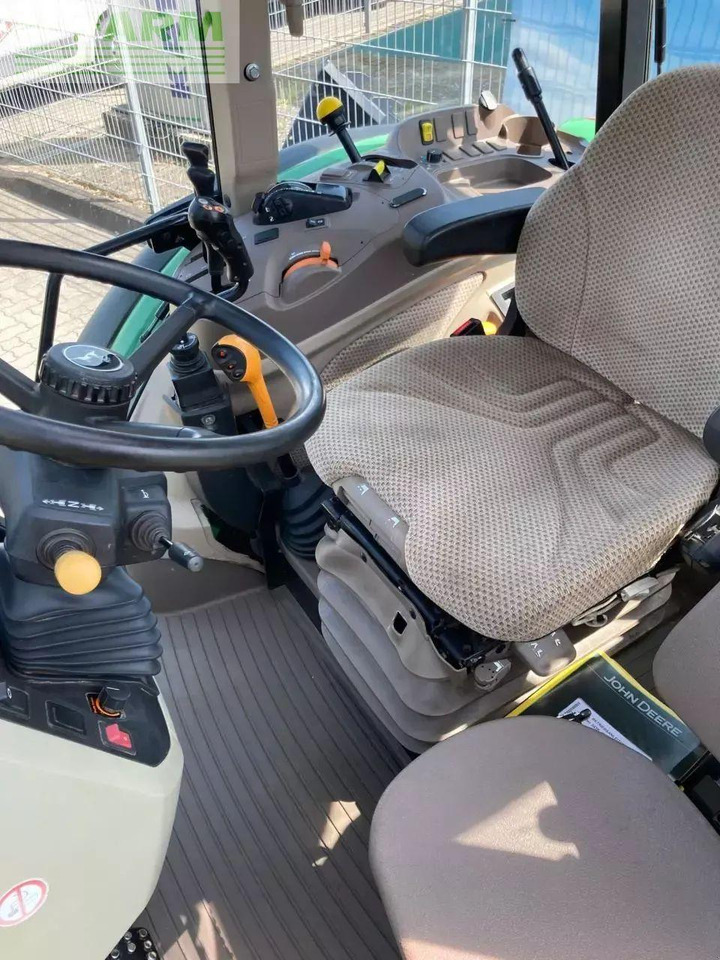 John Deere 5090m - Tractor: afbeelding 3 John Deere 5090m - Tractor: afbeelding 3