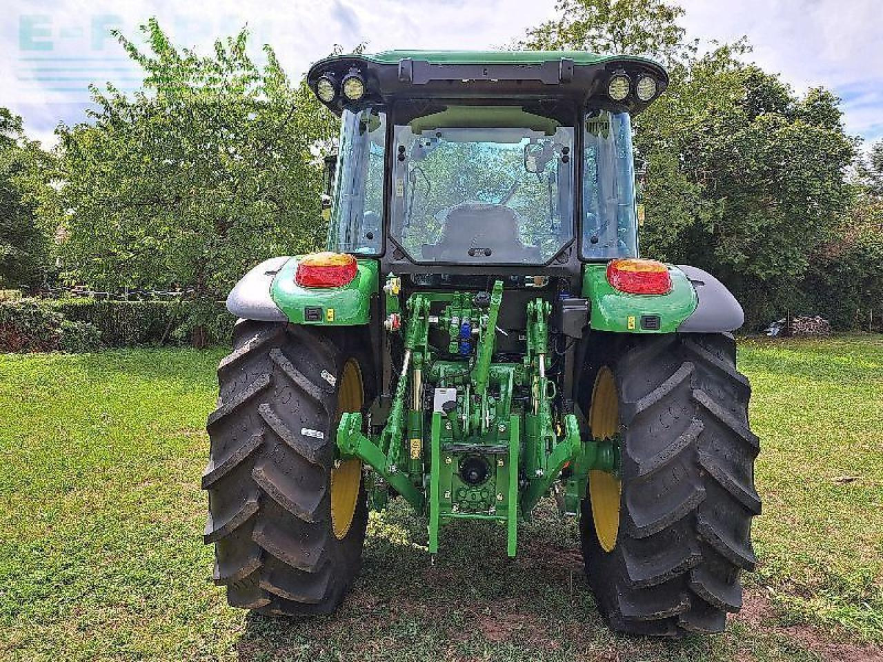 John Deere 5100m - Tractor: afbeelding 4 John Deere 5100m - Tractor: afbeelding 4
