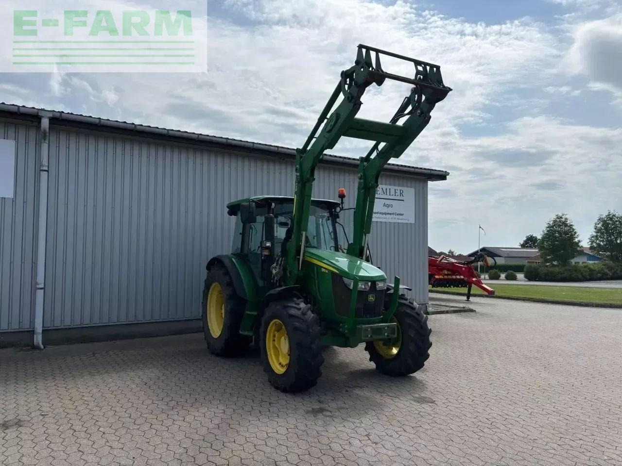 John Deere 5115m - Tractor: afbeelding 3 John Deere 5115m - Tractor: afbeelding 3