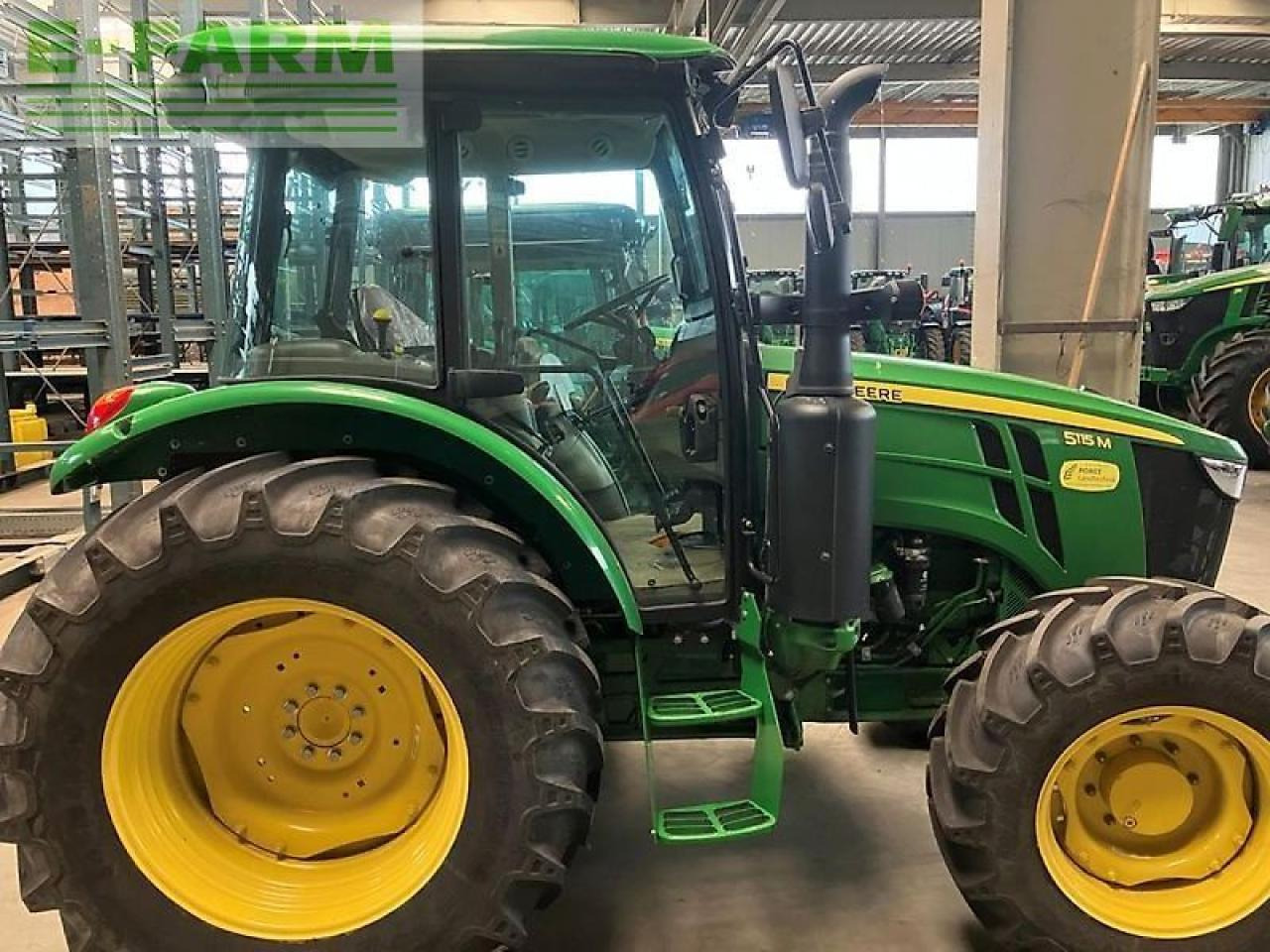 John Deere 5115m - Tractor: afbeelding 3 John Deere 5115m - Tractor: afbeelding 3