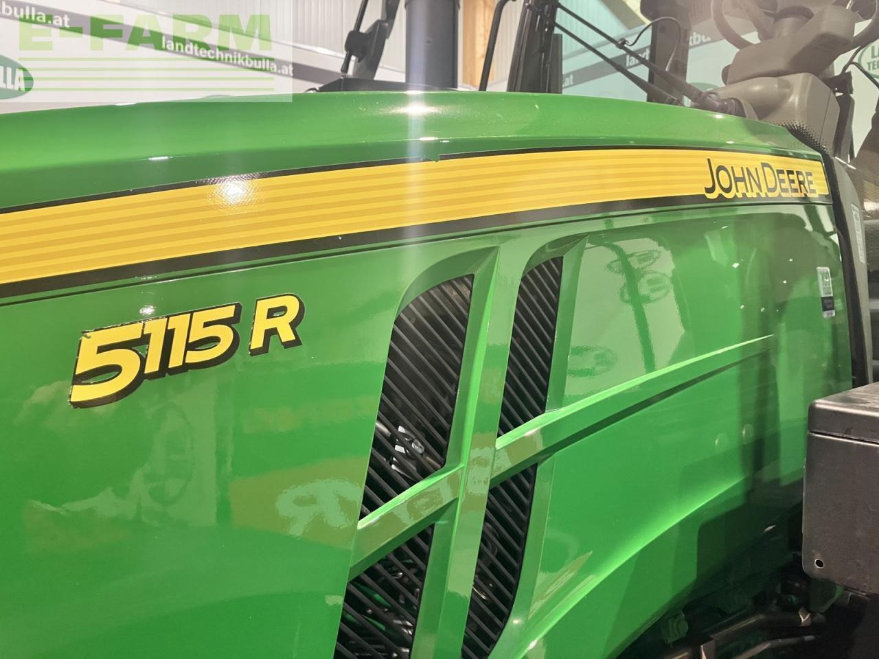 John Deere 5115r - Tractor: afbeelding 5 John Deere 5115r - Tractor: afbeelding 5