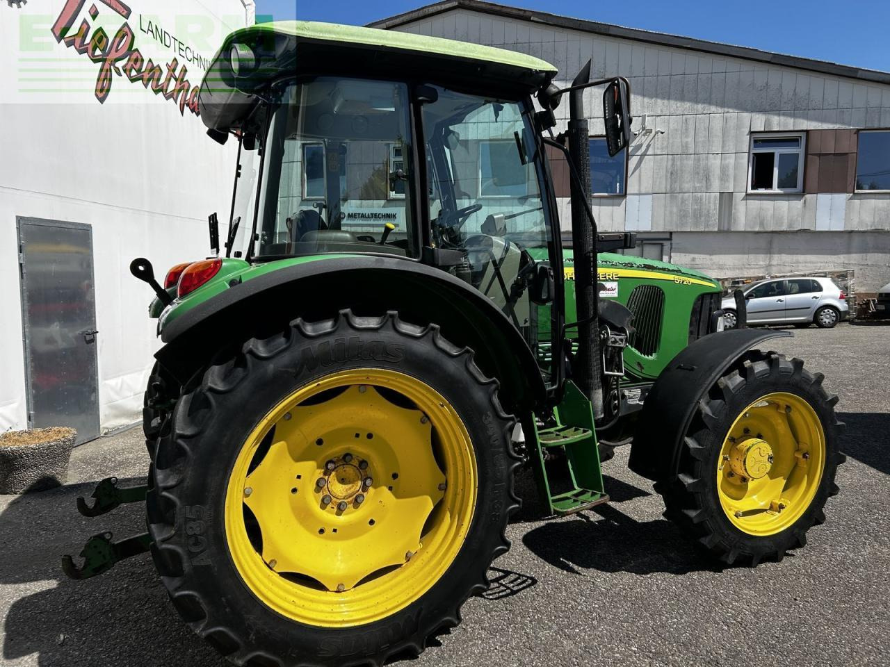 John Deere 5720 se - Tractor: afbeelding 5 John Deere 5720 se - Tractor: afbeelding 5