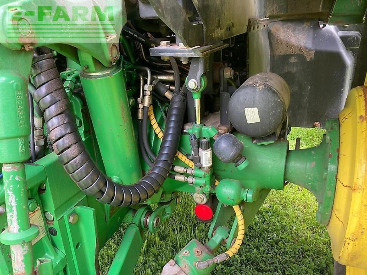 John Deere 6125r - Tractor: afbeelding 5 John Deere 6125r - Tractor: afbeelding 5