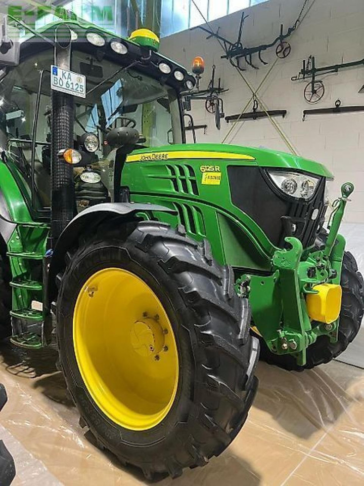 John Deere 6125r ultimate - Tractor: afbeelding 1 John Deere 6125r ultimate - Tractor: afbeelding 1