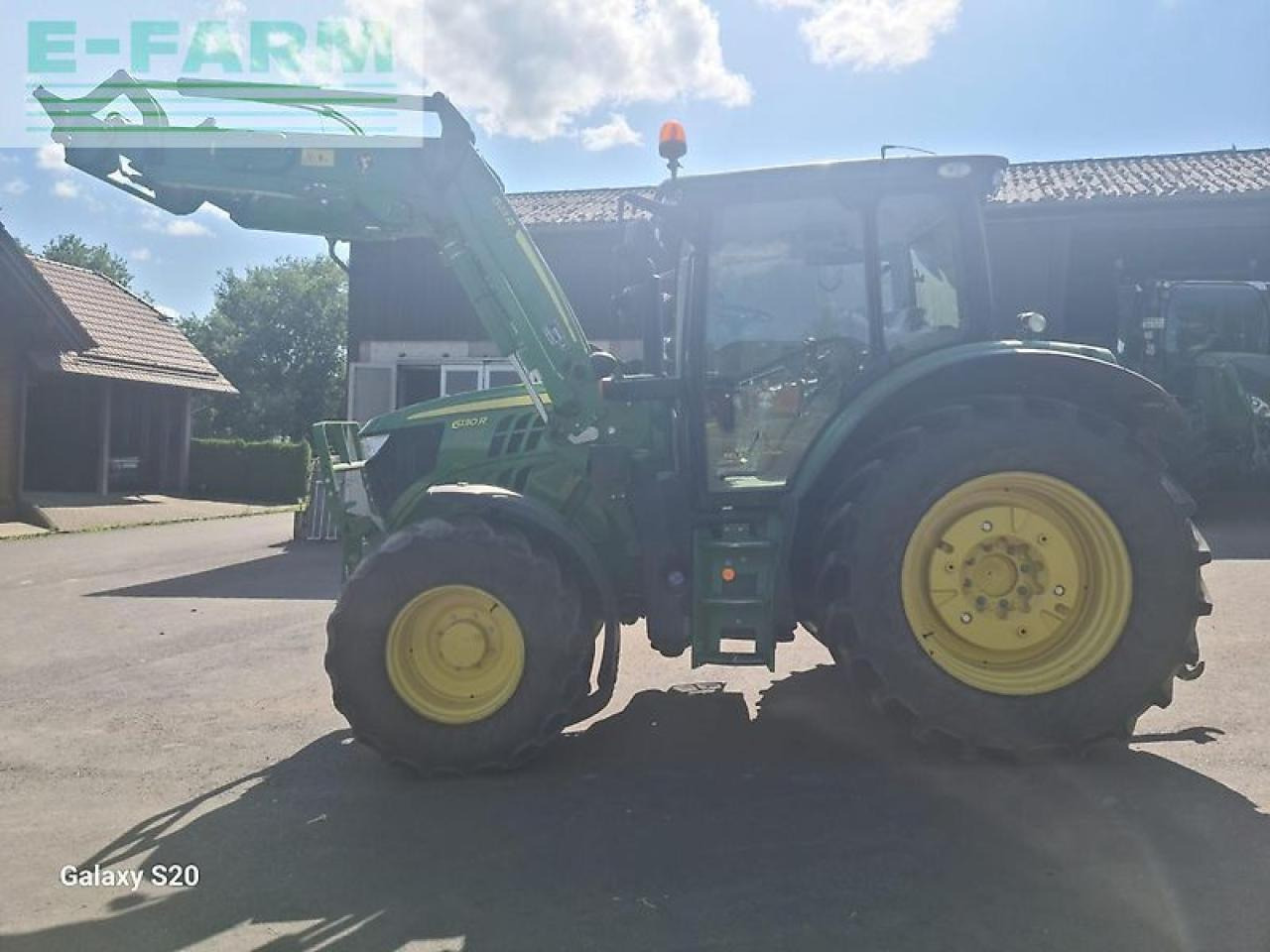 John Deere 6130r - Tractor: afbeelding 3 John Deere 6130r - Tractor: afbeelding 3