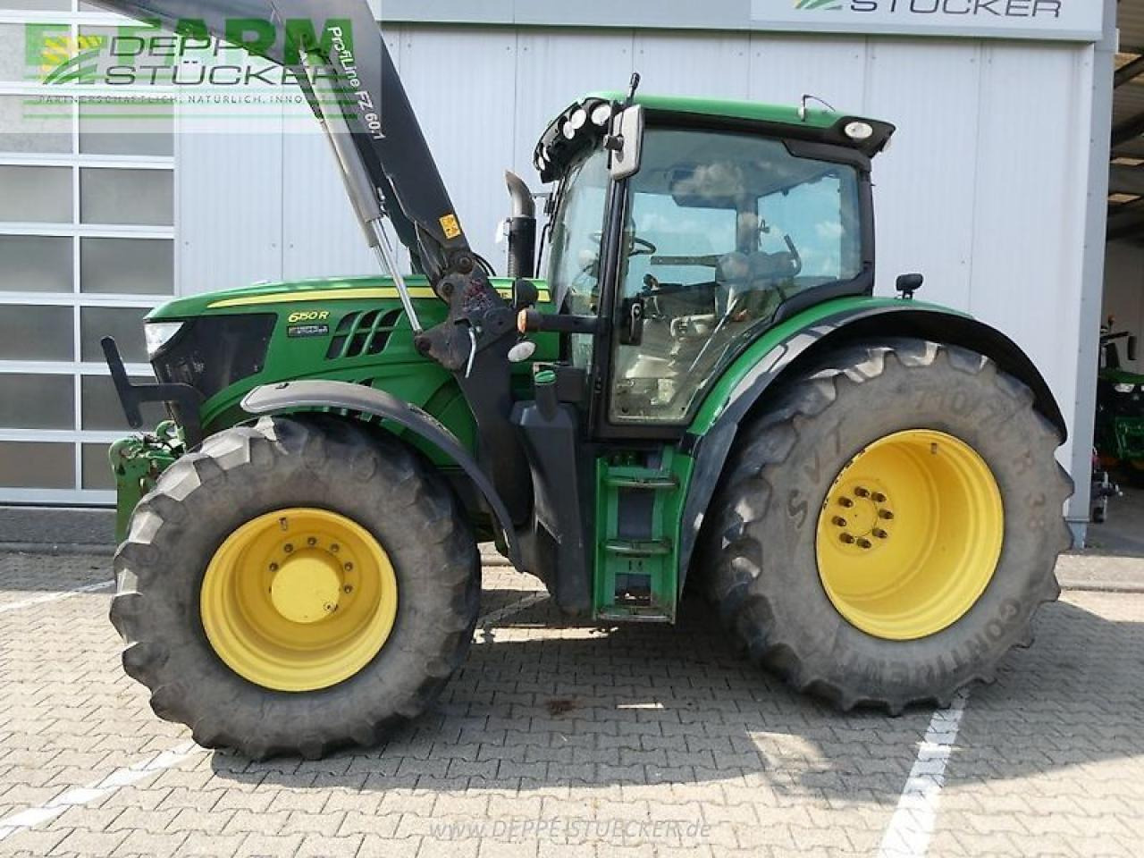 John Deere 6150r - Tractor: afbeelding 2 John Deere 6150r - Tractor: afbeelding 2