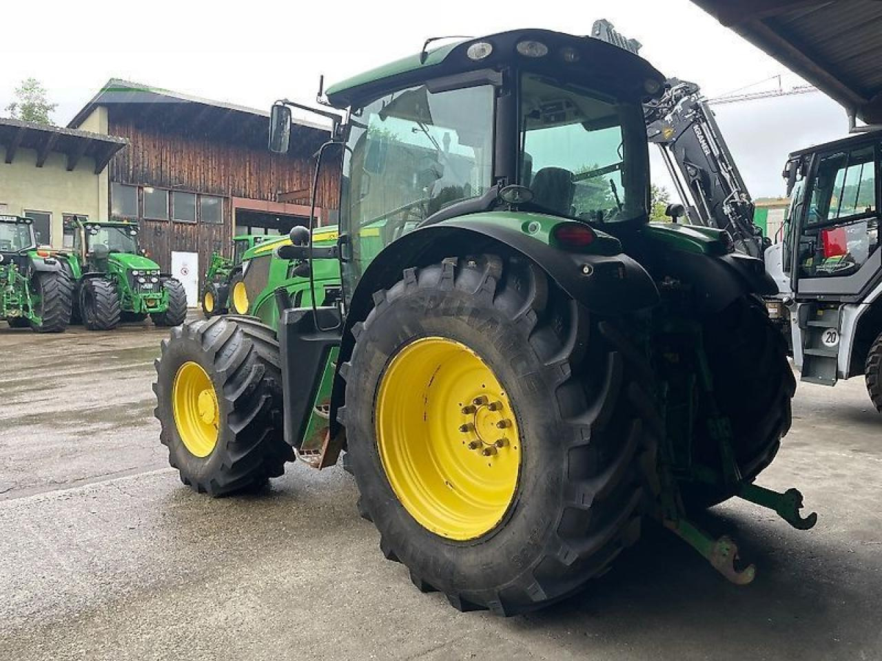 John Deere 6150r - Tractor: afbeelding 5 John Deere 6150r - Tractor: afbeelding 5