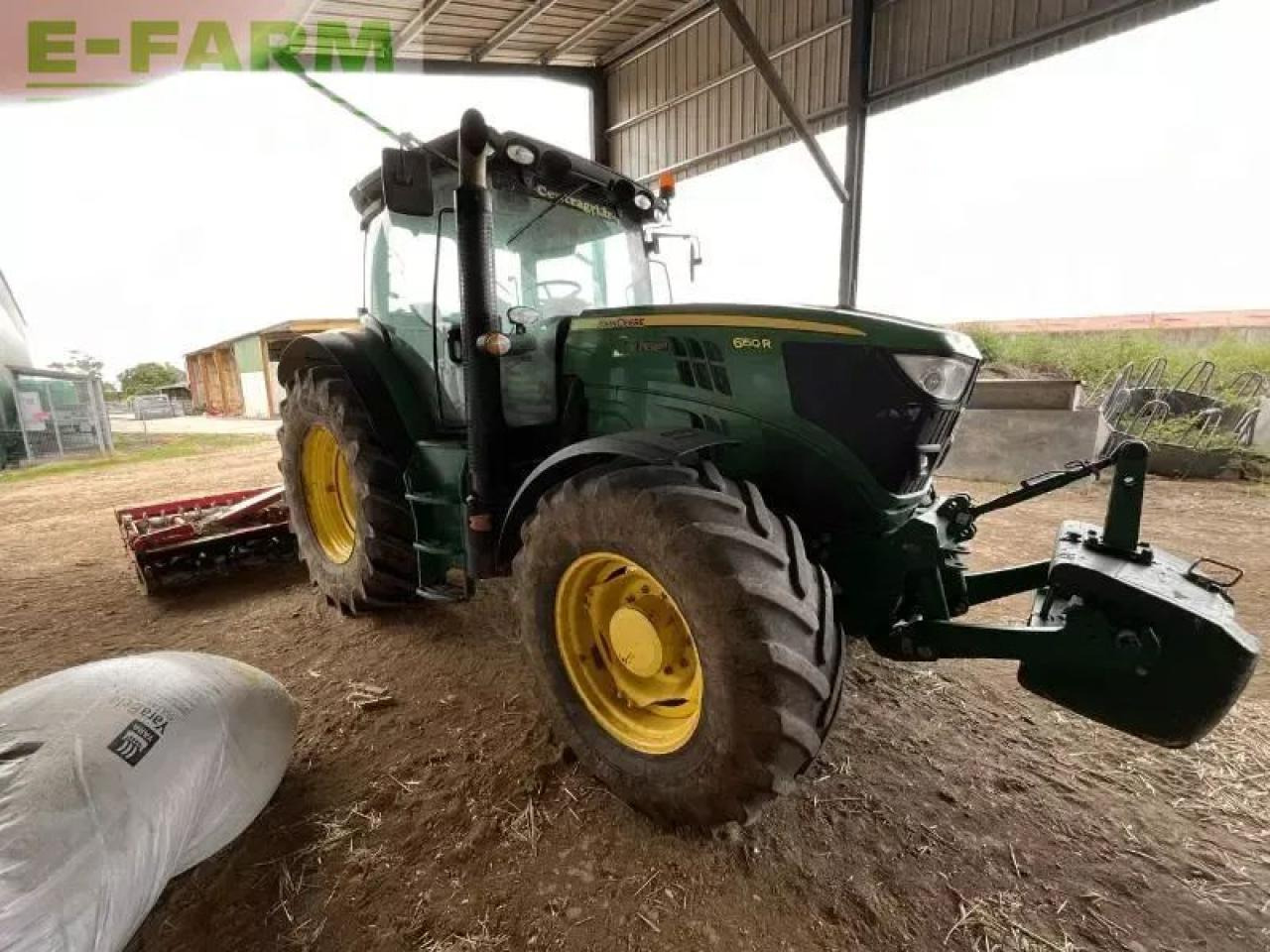 John Deere 6150r - Tractor: afbeelding 2 John Deere 6150r - Tractor: afbeelding 2
