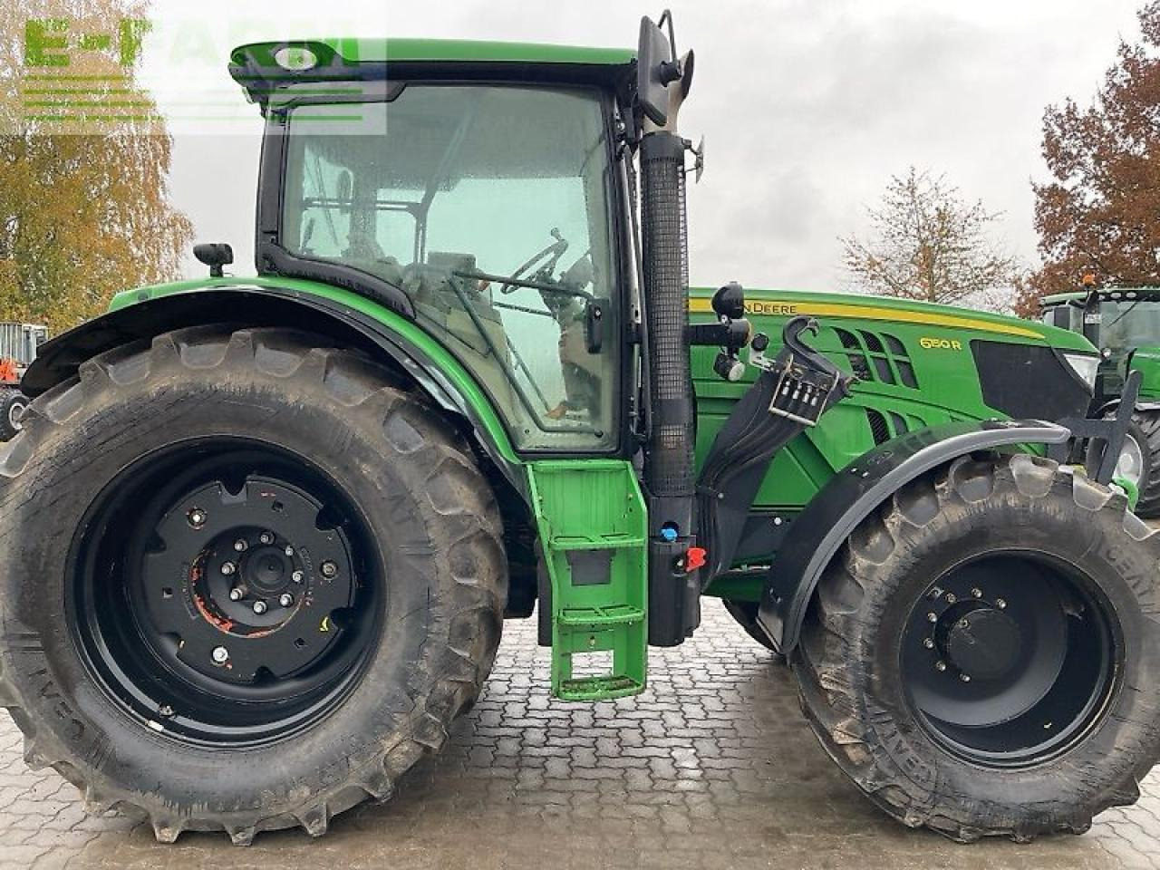 John Deere 6150r - Tractor: afbeelding 2 John Deere 6150r - Tractor: afbeelding 2