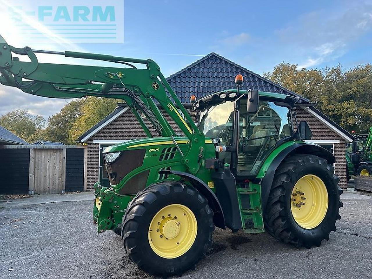 John Deere 6150r autopower+at-ready+frontlader - Tractor: afbeelding 1 John Deere 6150r autopower+at-ready+frontlader - Tractor: afbeelding 1