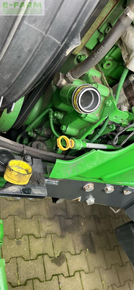 John Deere 6155 R - Tractor: afbeelding 2 John Deere 6155 R - Tractor: afbeelding 2