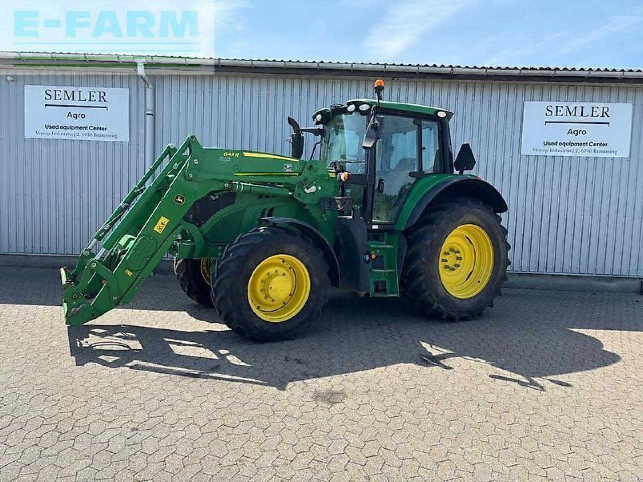 John Deere 6155m - Tractor: afbeelding 1 John Deere 6155m - Tractor: afbeelding 1