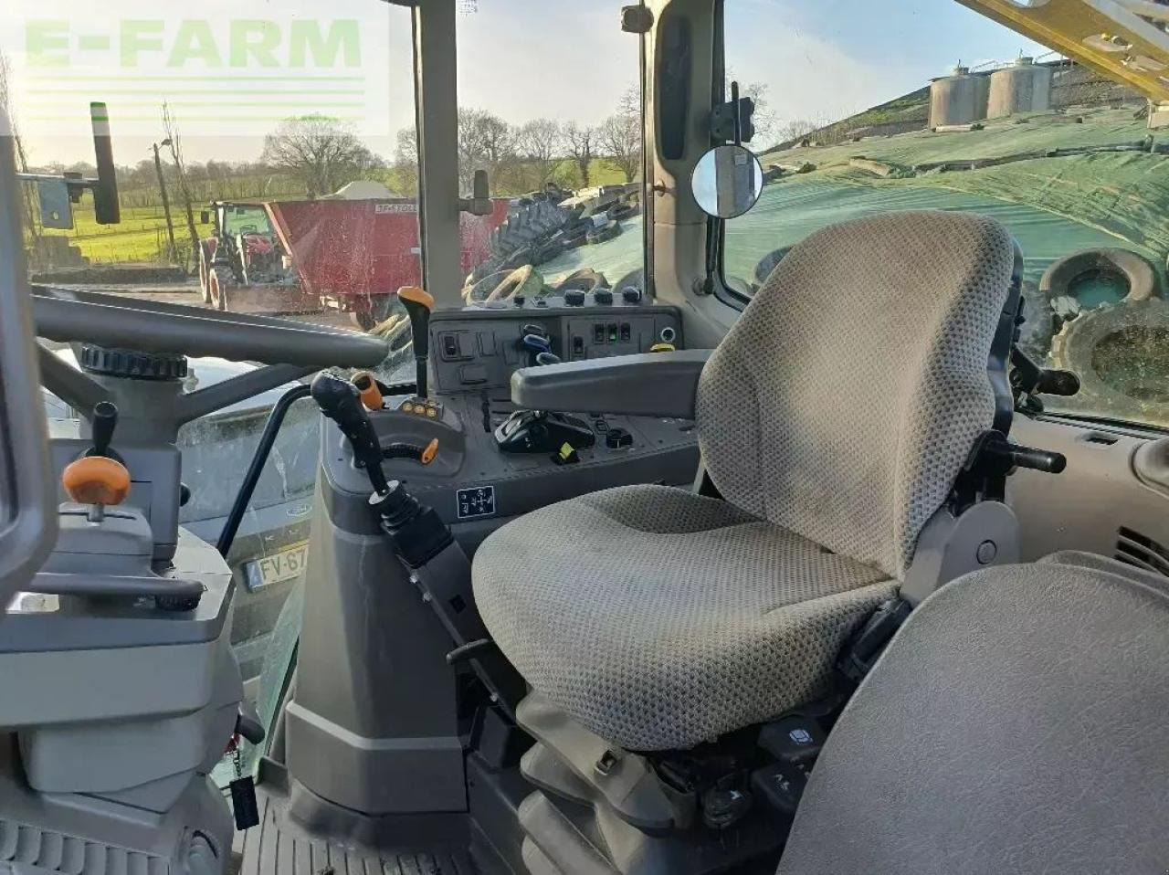 John Deere 6155m - Tractor: afbeelding 4 John Deere 6155m - Tractor: afbeelding 4