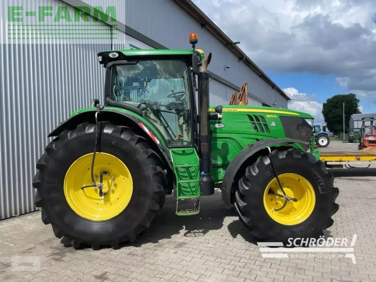 John Deere 6170 r - Tractor: afbeelding 2 John Deere 6170 r - Tractor: afbeelding 2