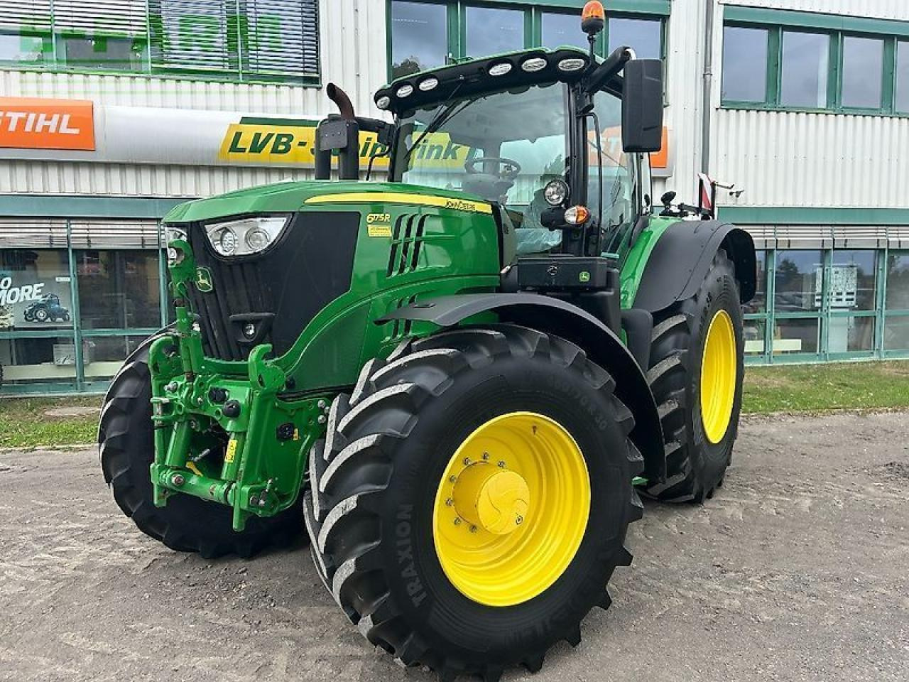 John Deere 6175r - Tractor: afbeelding 1 John Deere 6175r - Tractor: afbeelding 1
