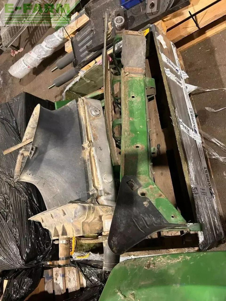 John Deere 6190r - Tractor: afbeelding 2 John Deere 6190r - Tractor: afbeelding 2