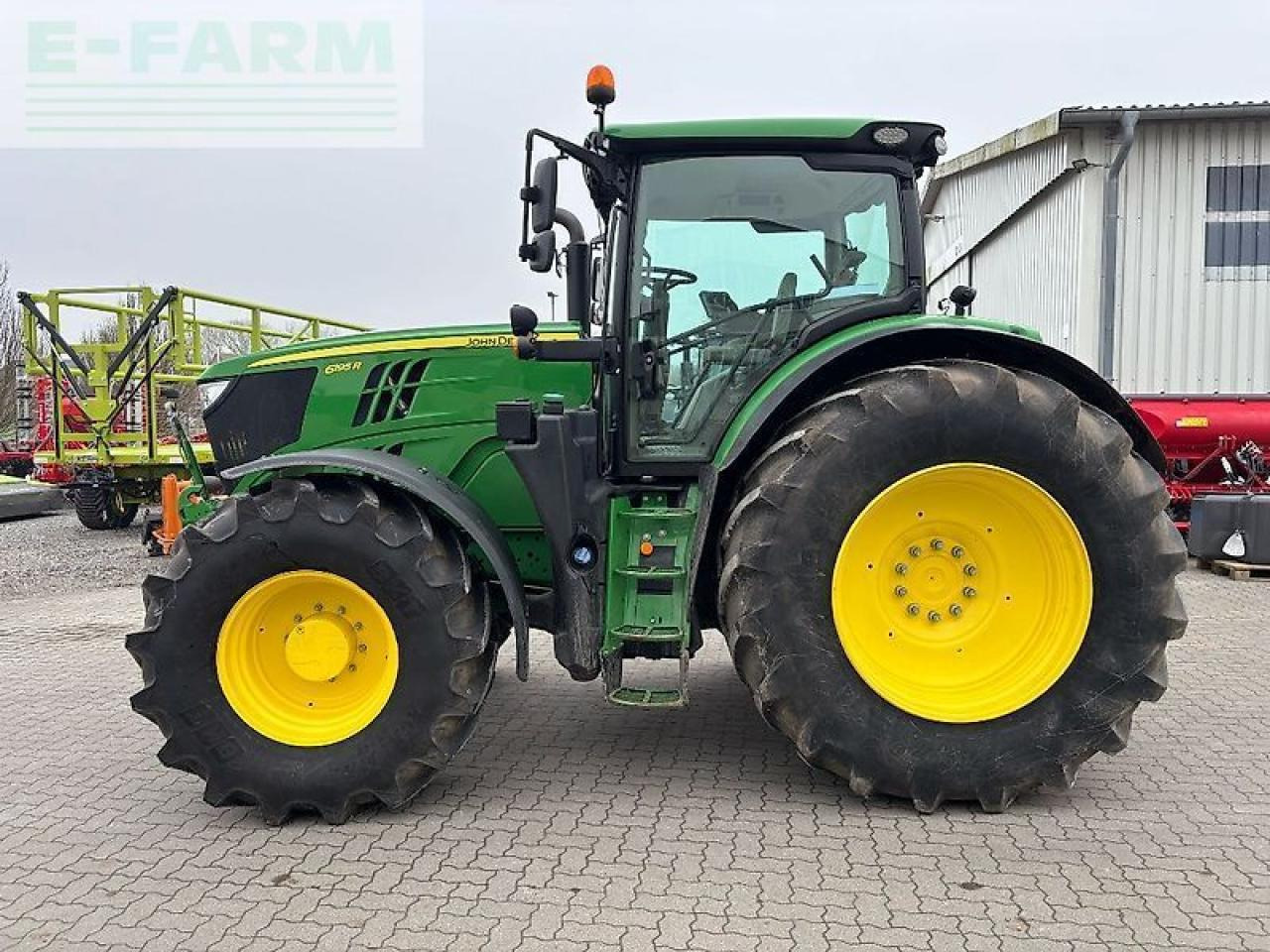 John Deere 6195r - Tractor: afbeelding 3 John Deere 6195r - Tractor: afbeelding 3