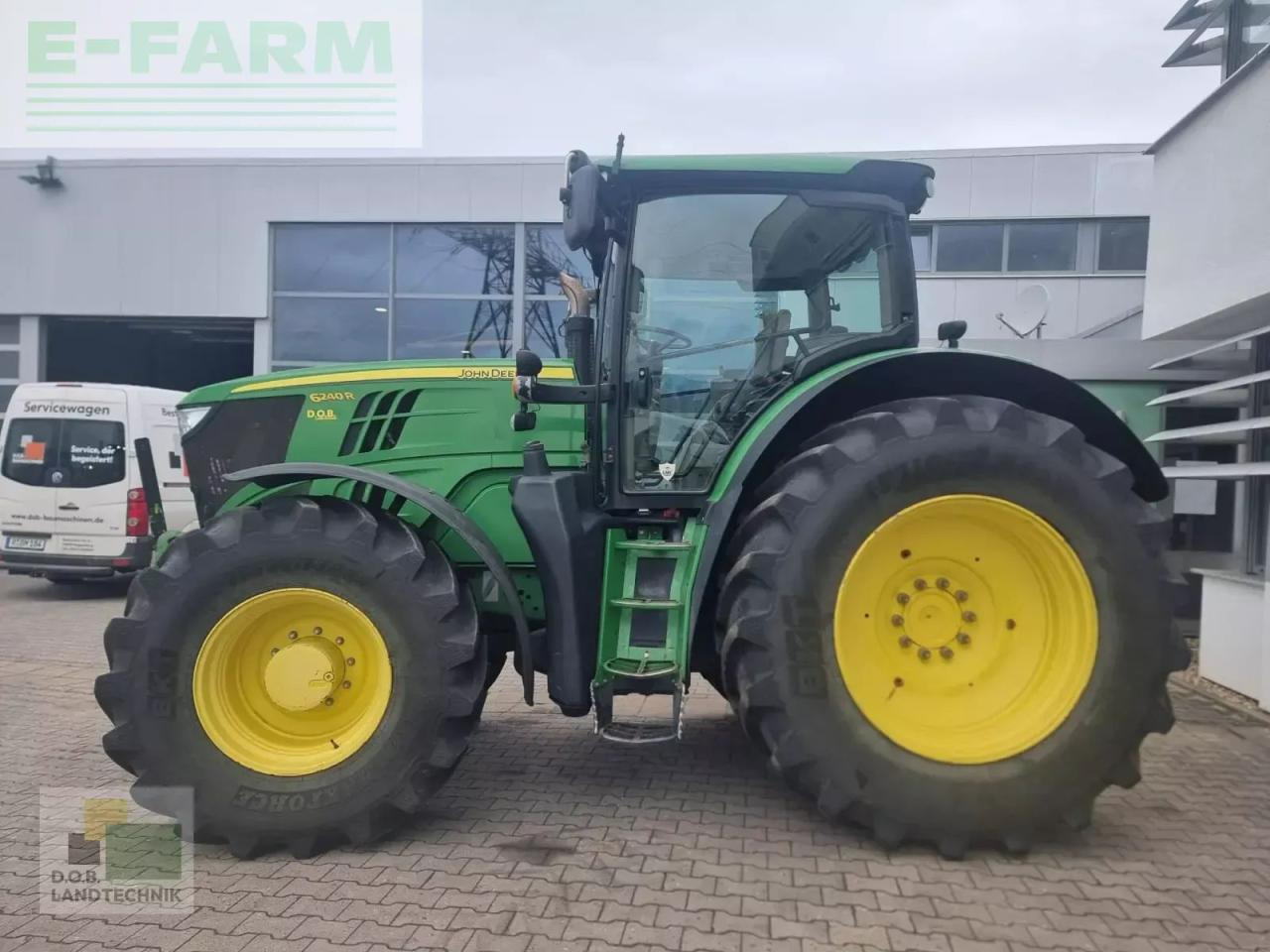 John Deere 6210r - Tractor: afbeelding 3 John Deere 6210r - Tractor: afbeelding 3