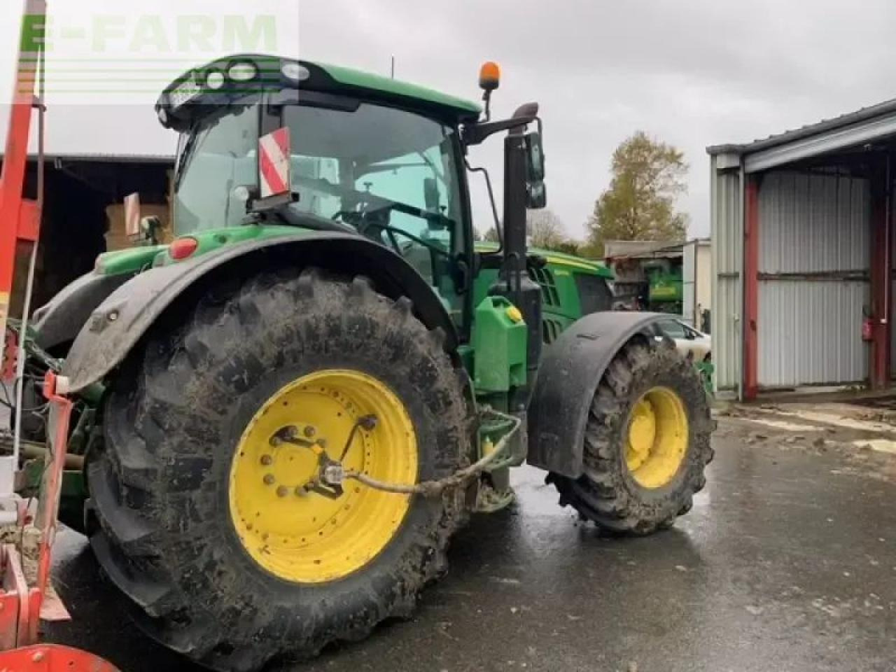 John Deere 6215r - Tractor: afbeelding 3 John Deere 6215r - Tractor: afbeelding 3