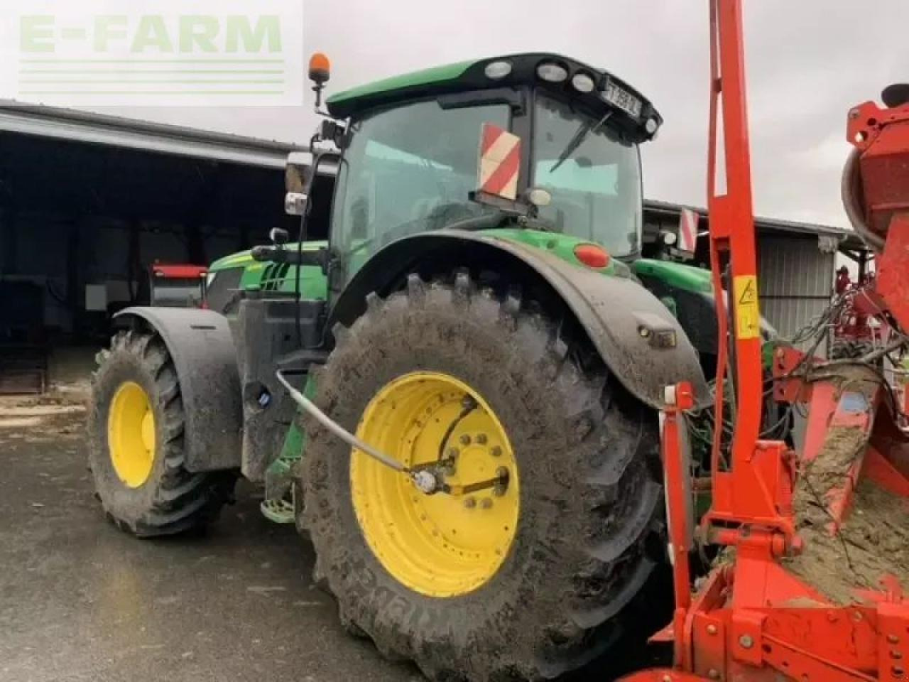 John Deere 6215r - Tractor: afbeelding 4 John Deere 6215r - Tractor: afbeelding 4