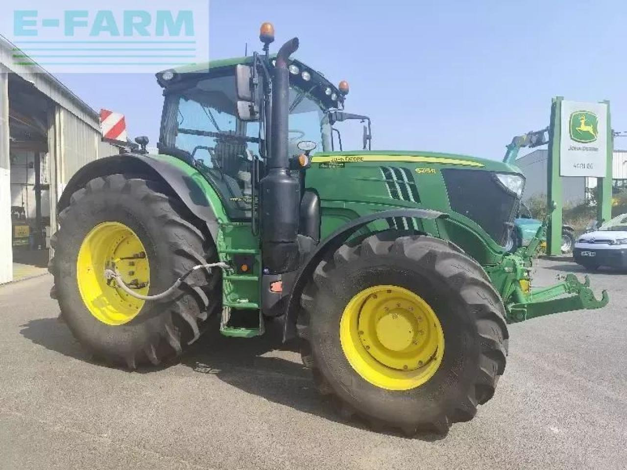 John Deere 6215r - Tractor: afbeelding 1 John Deere 6215r - Tractor: afbeelding 1