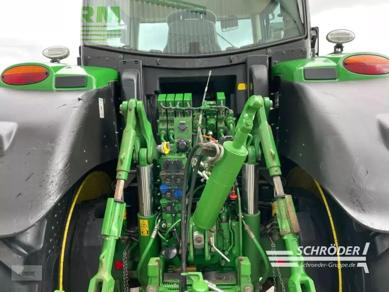 Tractor John Deere 6250 r: afbeelding 17 Tractor John Deere 6250 r: afbeelding 17