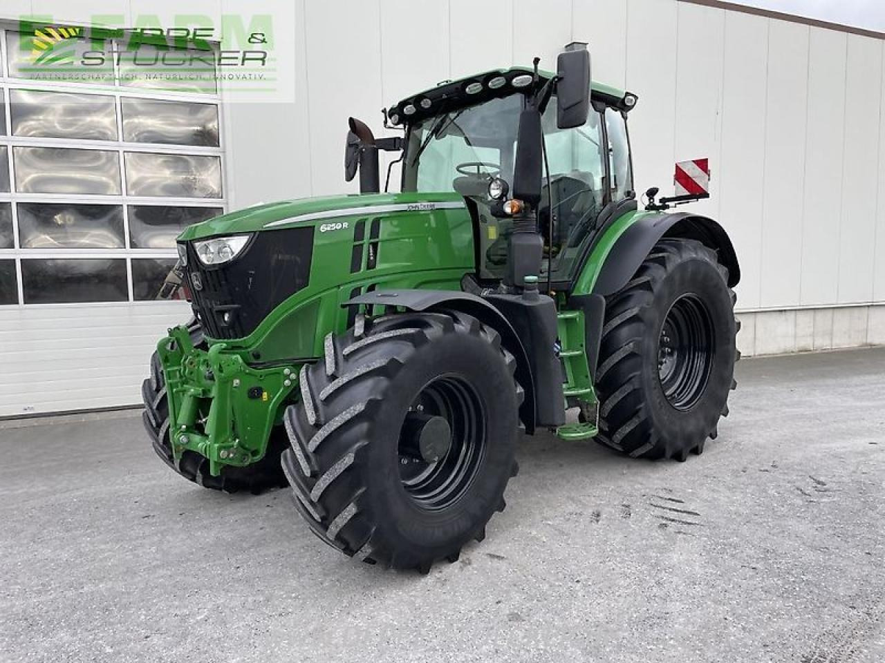 John Deere 6250r - Tractor: afbeelding 1 John Deere 6250r - Tractor: afbeelding 1